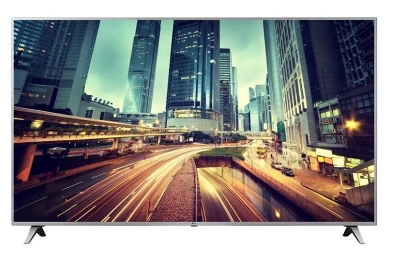 PANTALLA SMART TV 82"